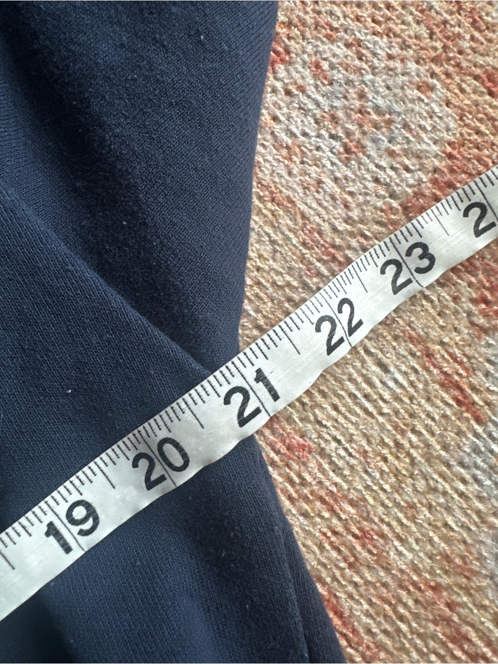Alo yoga accolade hoodie navy fits like an XS - Picture 4 of 4
